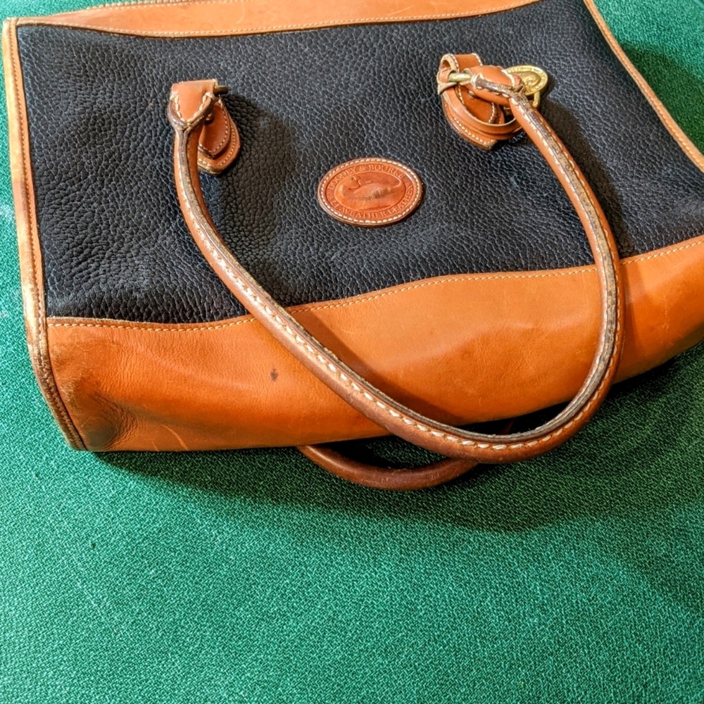 Dooney & Bourke Purse